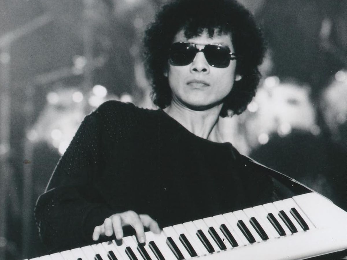 寫自己想寫的歌 羅大佑開始做音樂時,還只是個20出頭、滿腔熱血的青年,音樂就是他批判社會的武器